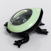 Load image into Gallery viewer, 4&quot; See-Though Frog Pipe - Slime
