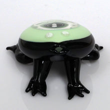 Load image into Gallery viewer, 4&quot; See-Though Frog Pipe - Slime
