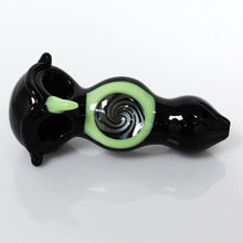 Load image into Gallery viewer, 4.75&quot; See-Through Owl Double Bowl Pipe - Green
