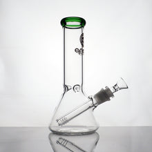 Load image into Gallery viewer, 8&quot; Encore Basic Beaker Water Pipe - Green
