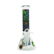 Load image into Gallery viewer, 8&quot; Glow-In-The-Dark Alien Water Pipe - Glasses
