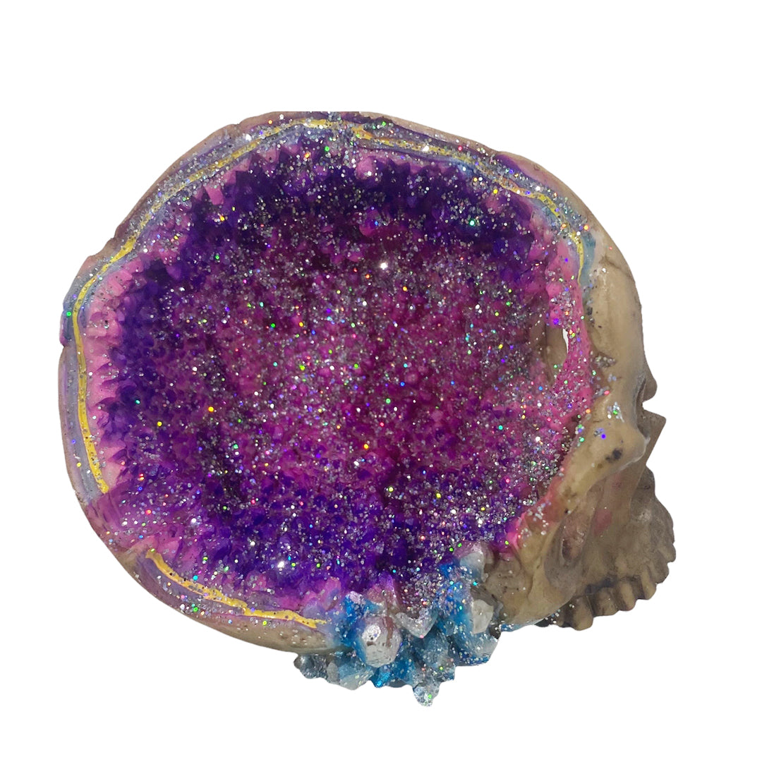 Cracked Gem Skull Ashtray